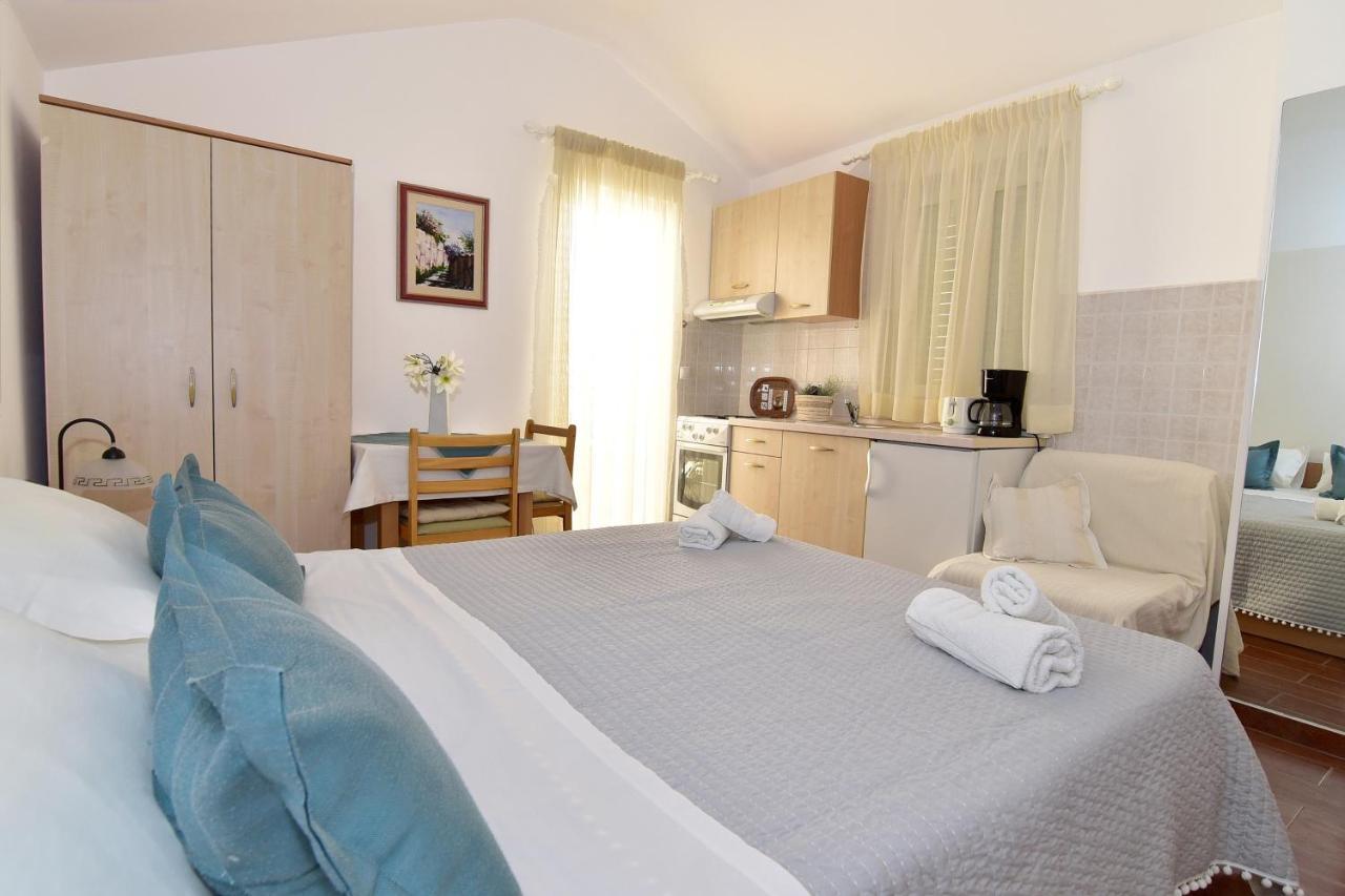 Old Town Studio Apartments Makarska Exteriör bild