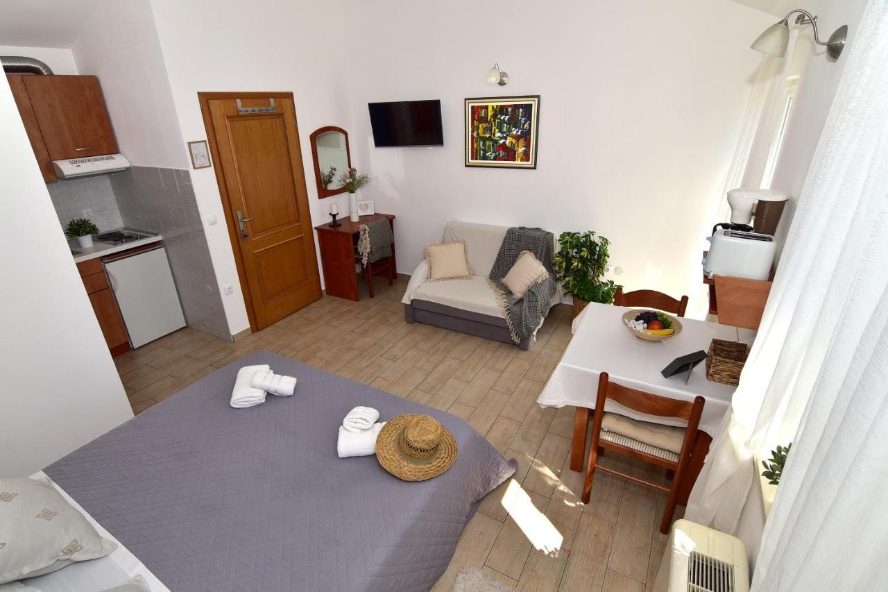 Old Town Studio Apartments Makarska Exteriör bild